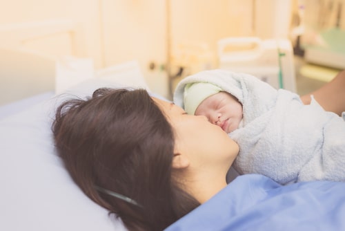 夢占いで 赤ちゃんを産む 5つの意味を私の体験談と共に解説